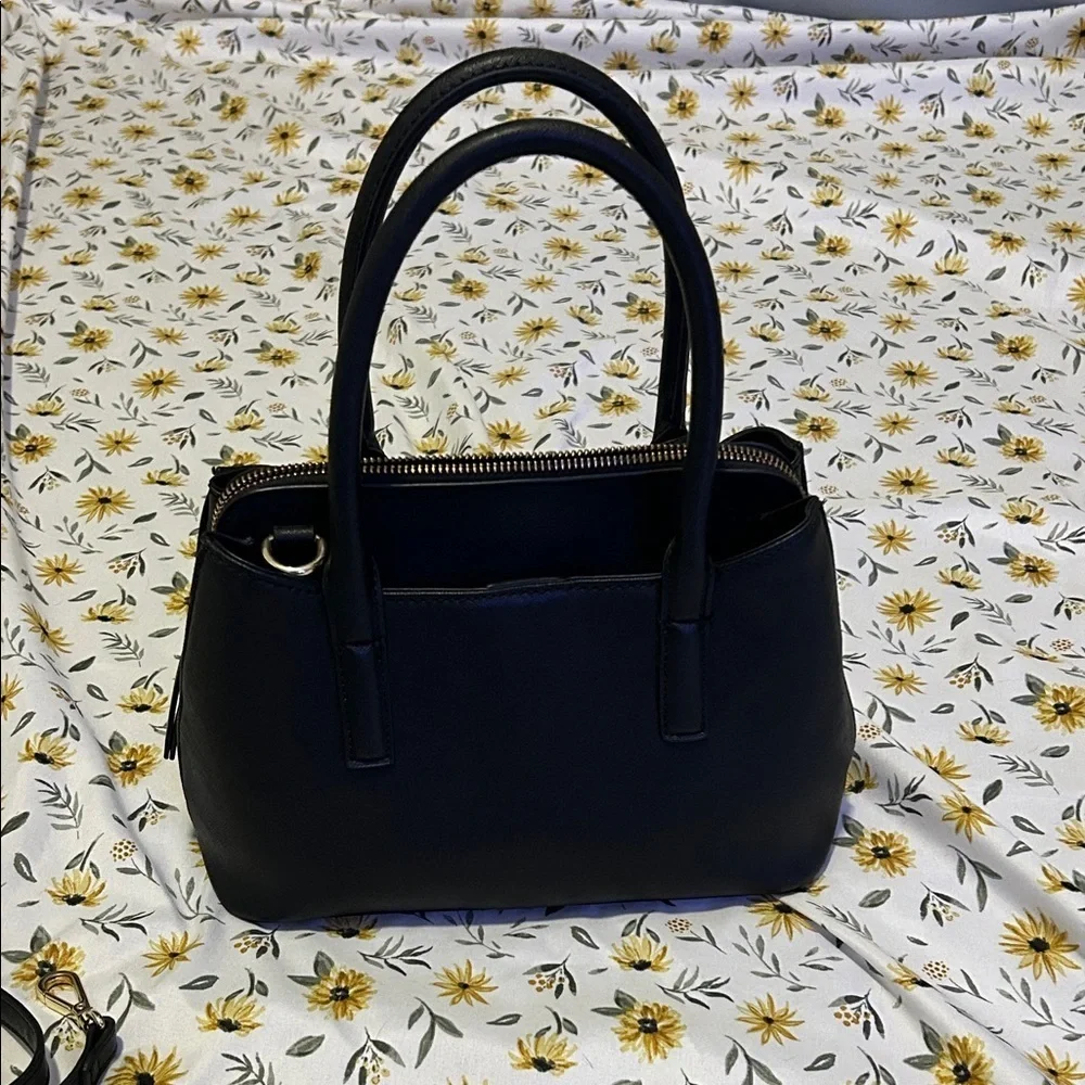 Tommy Hilfiger Black Cleo Small Satchel Red White Blue
